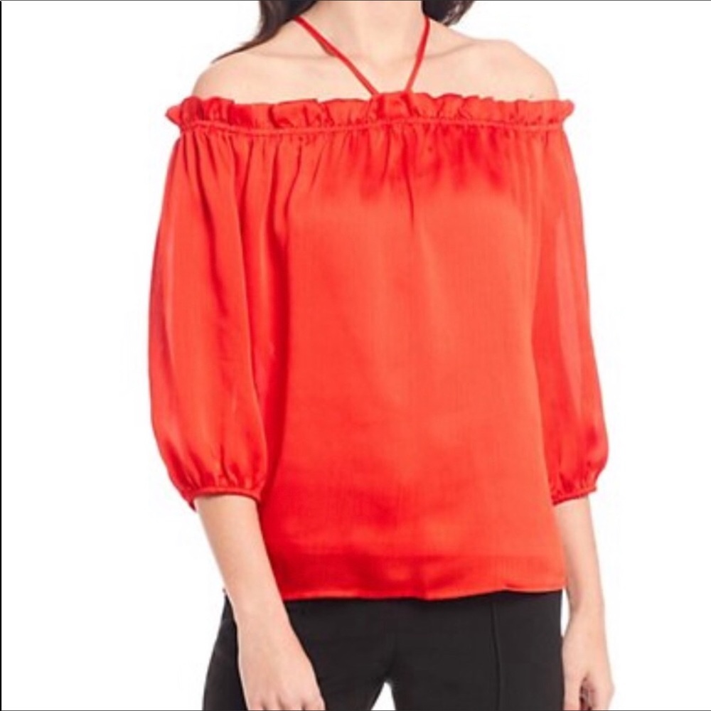 .Vince Camuto red off shoulder top. XS. NWT
